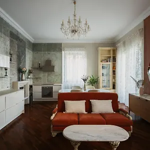 Apartment Bellevue Rosselli, Como